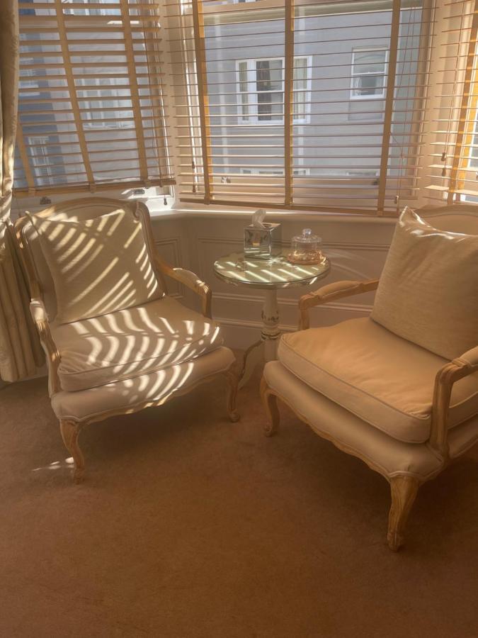 Bed and Breakfast The Twenty One à Hove Extérieur photo